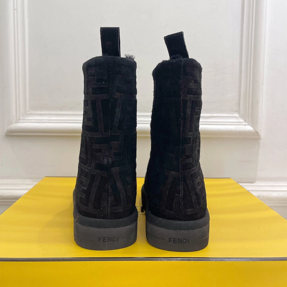 OdorResistant Fendi Apres 3418