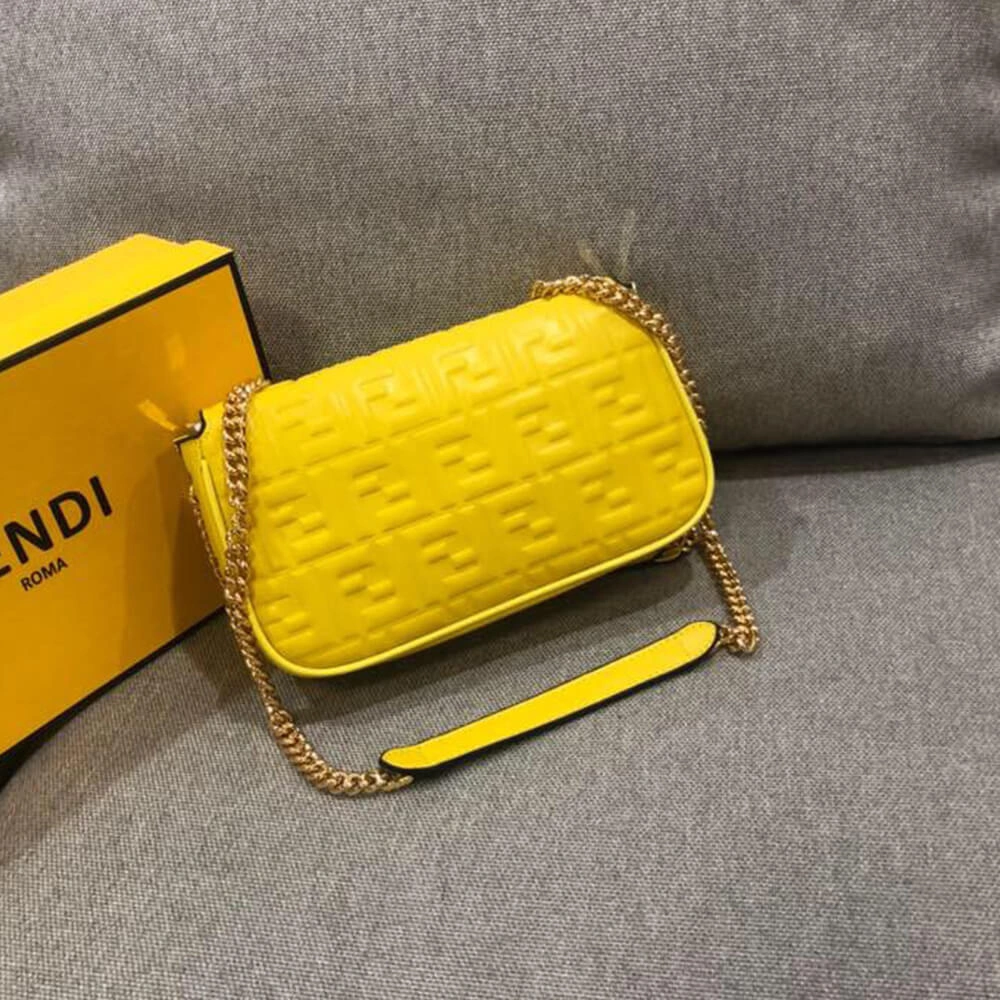 Fendi Baguette Chain Midi Comfortable 3130