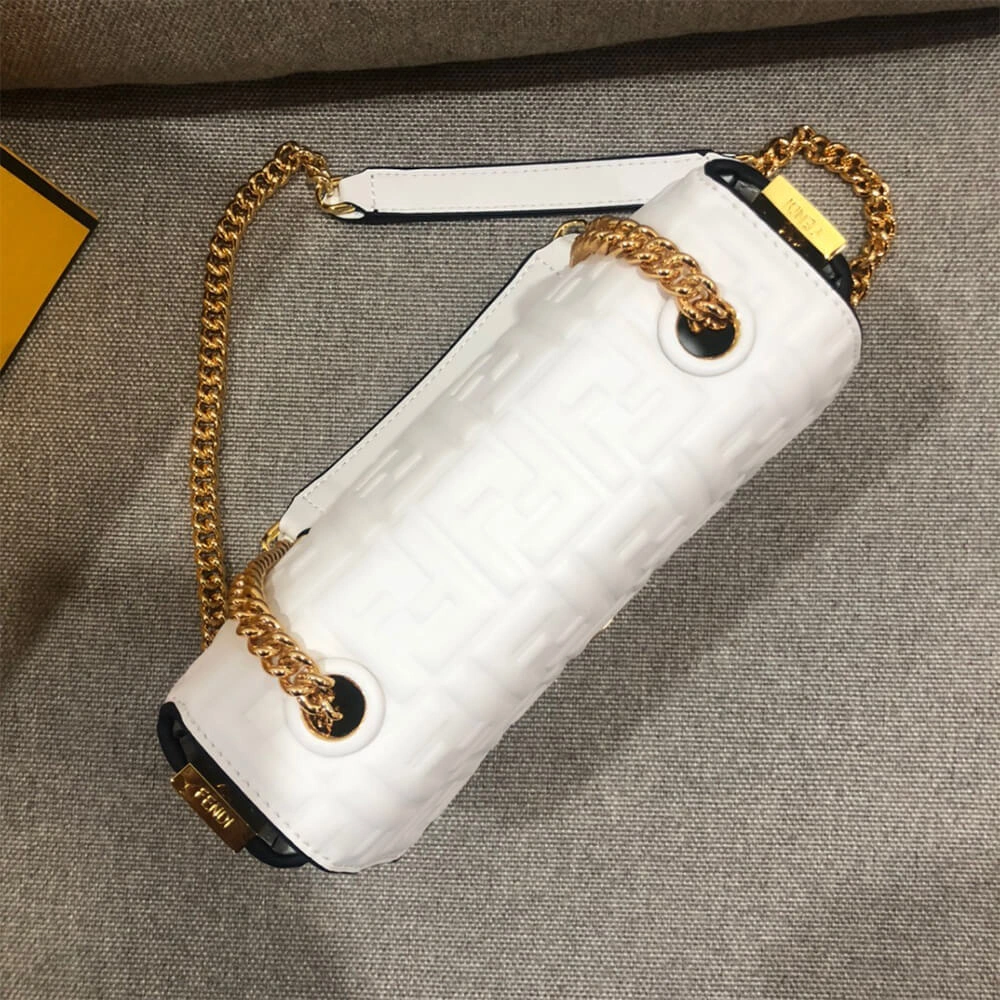 Fendi Baguette Chain Midi EasyCare 3134