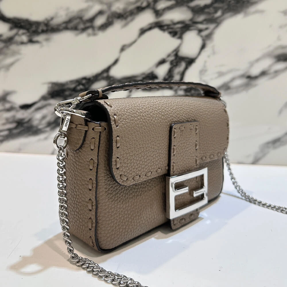 Fendi Baguette Mini(HIGH-END GRADE) Reliable 3127