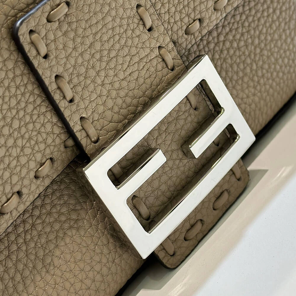 Fendi Baguette Mini(HIGH-END GRADE) Reliable 3127
