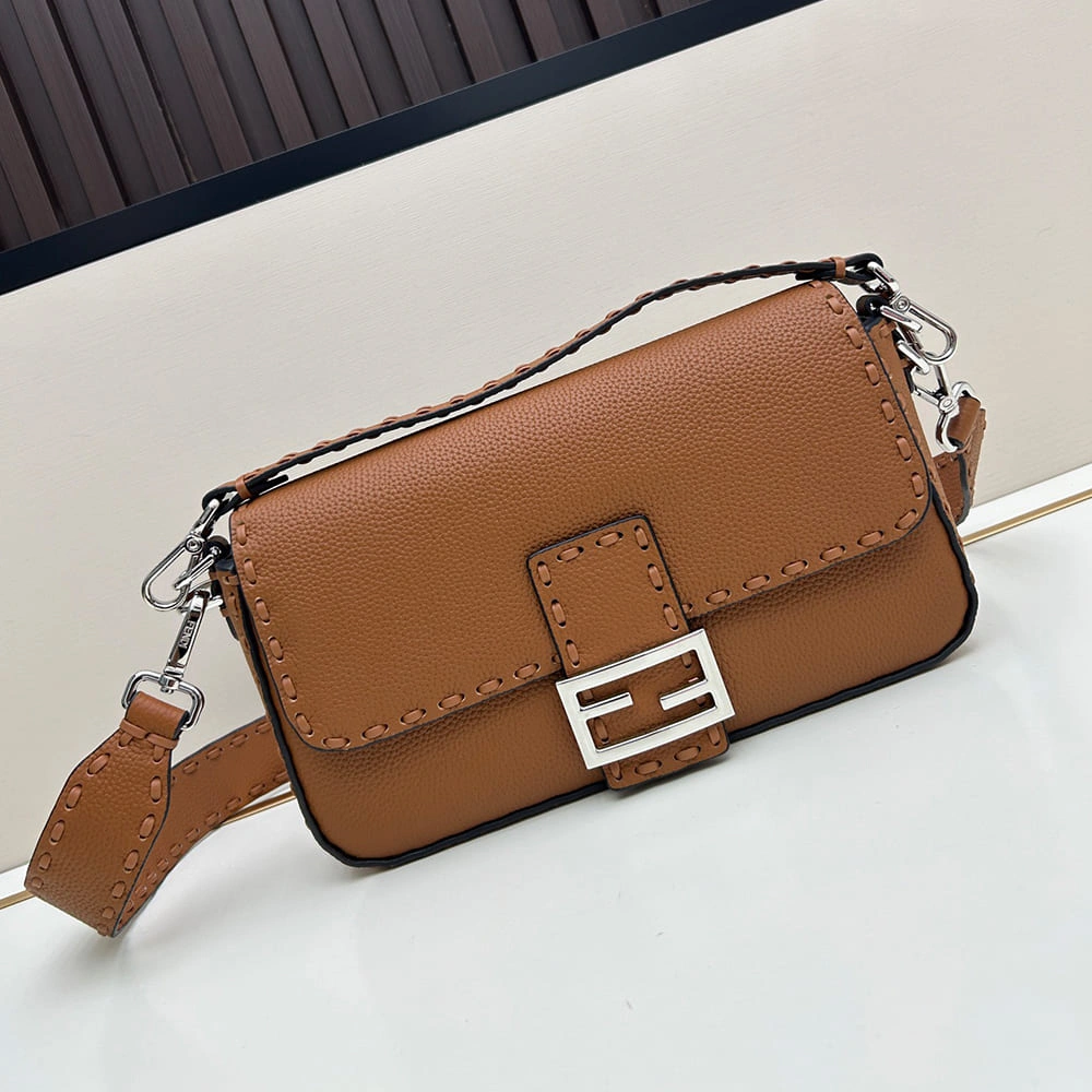 Comfortable Fendi Baguette 3126
