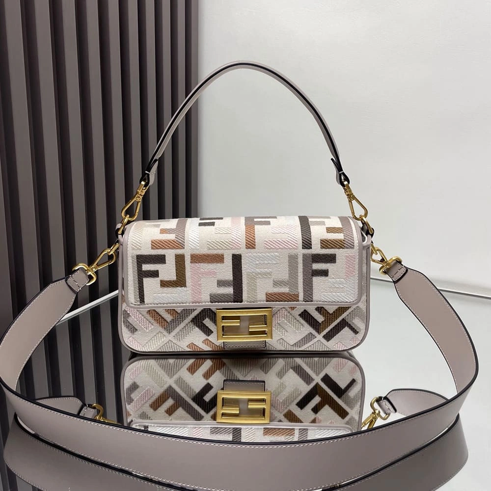 Fendi Baguette OnTrend 3151