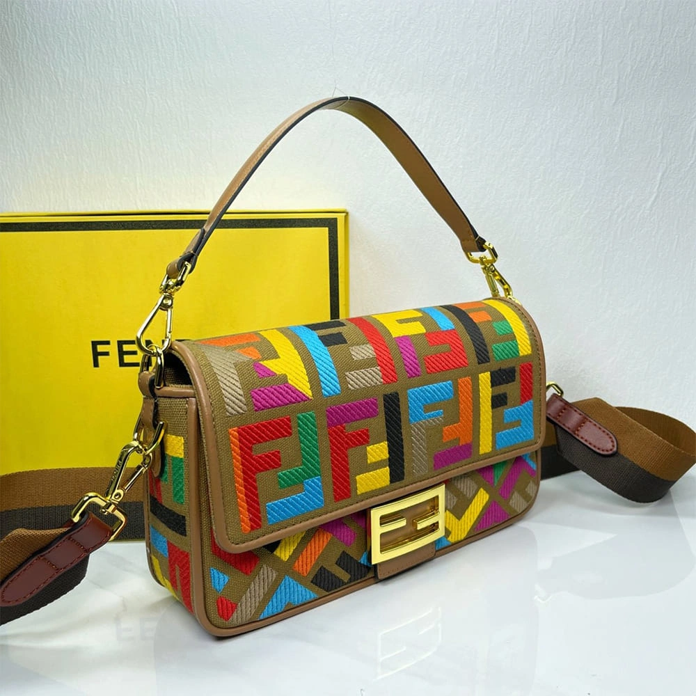 Elegant Fendi Baguette 3061
