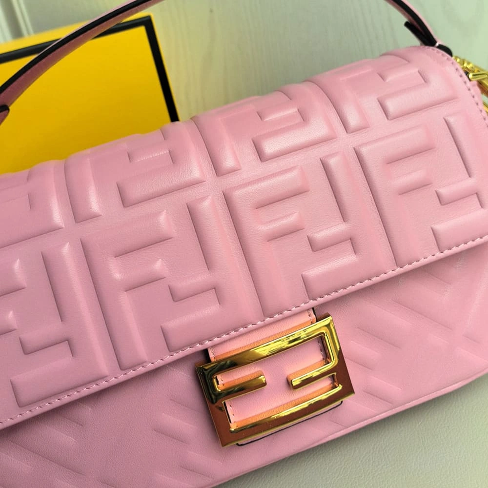 Comfortable Fendi Baguette 3066