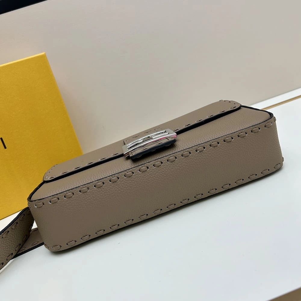 Fendi Baguette Thermal 3077