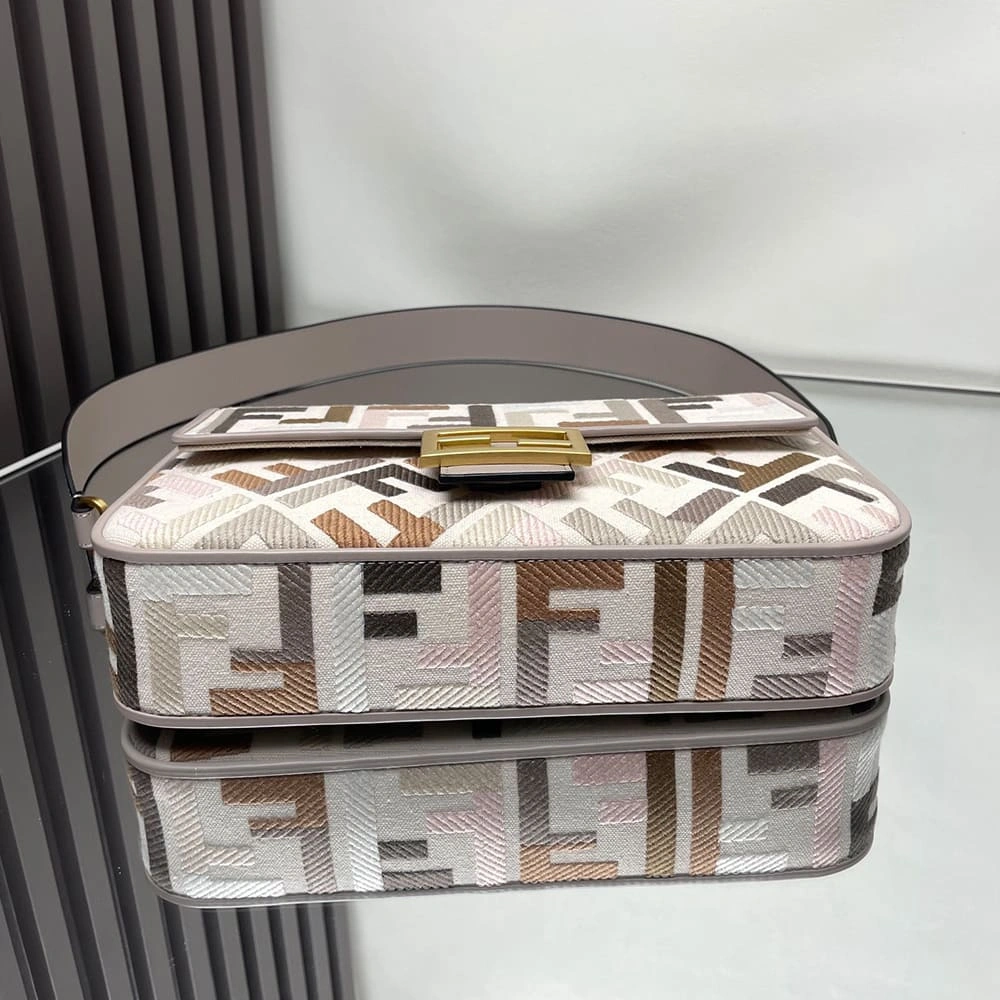 Fendi Baguette OnTrend 3151