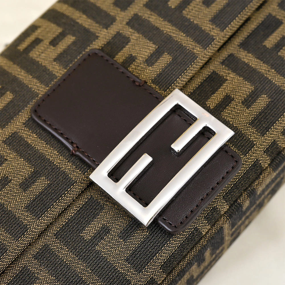 Fendi Baguette Original 3110