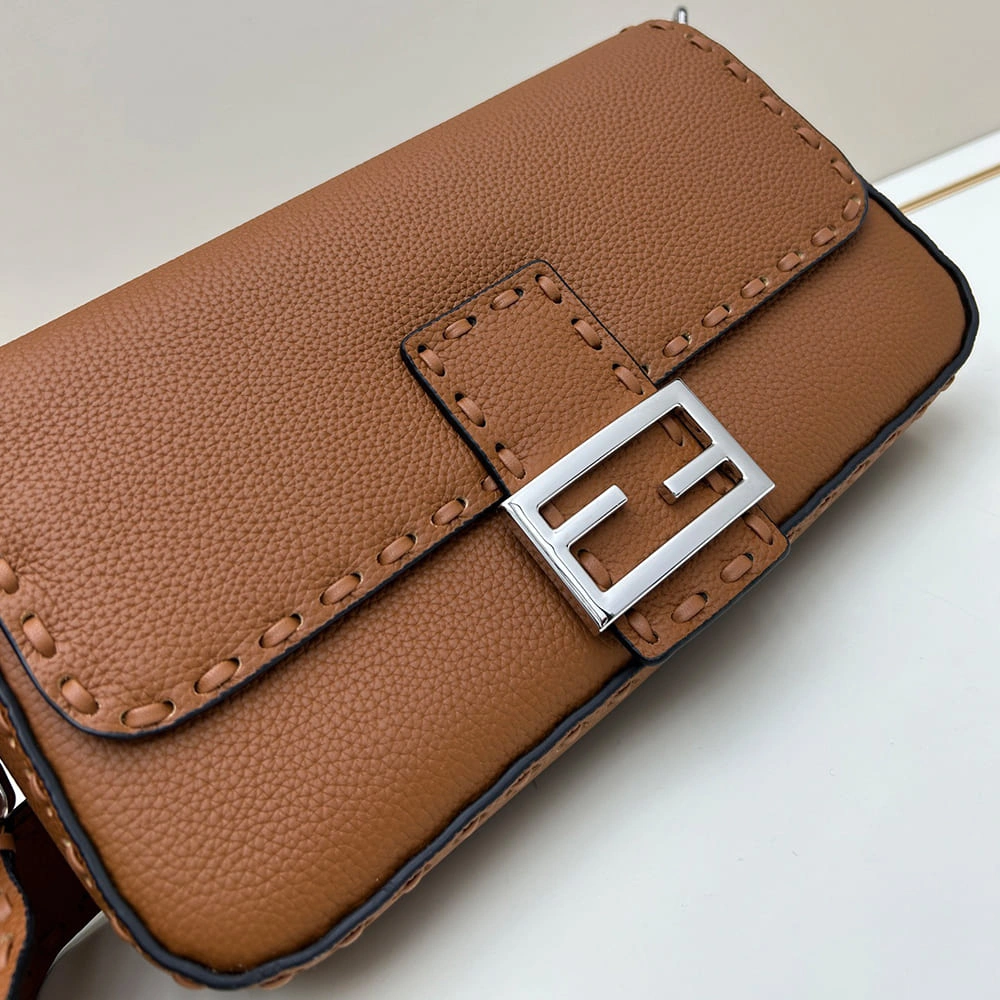 Comfortable Fendi Baguette 3126