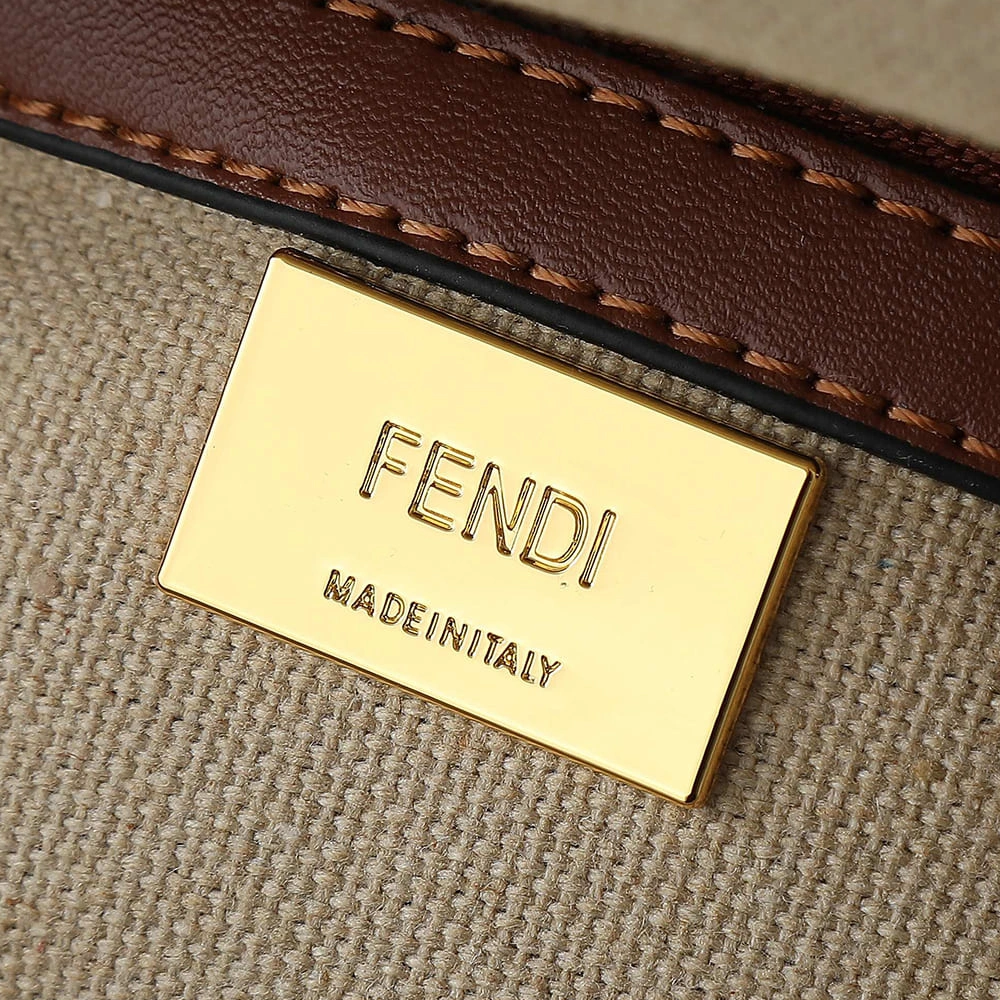 Fendi Baguette Durable 3132