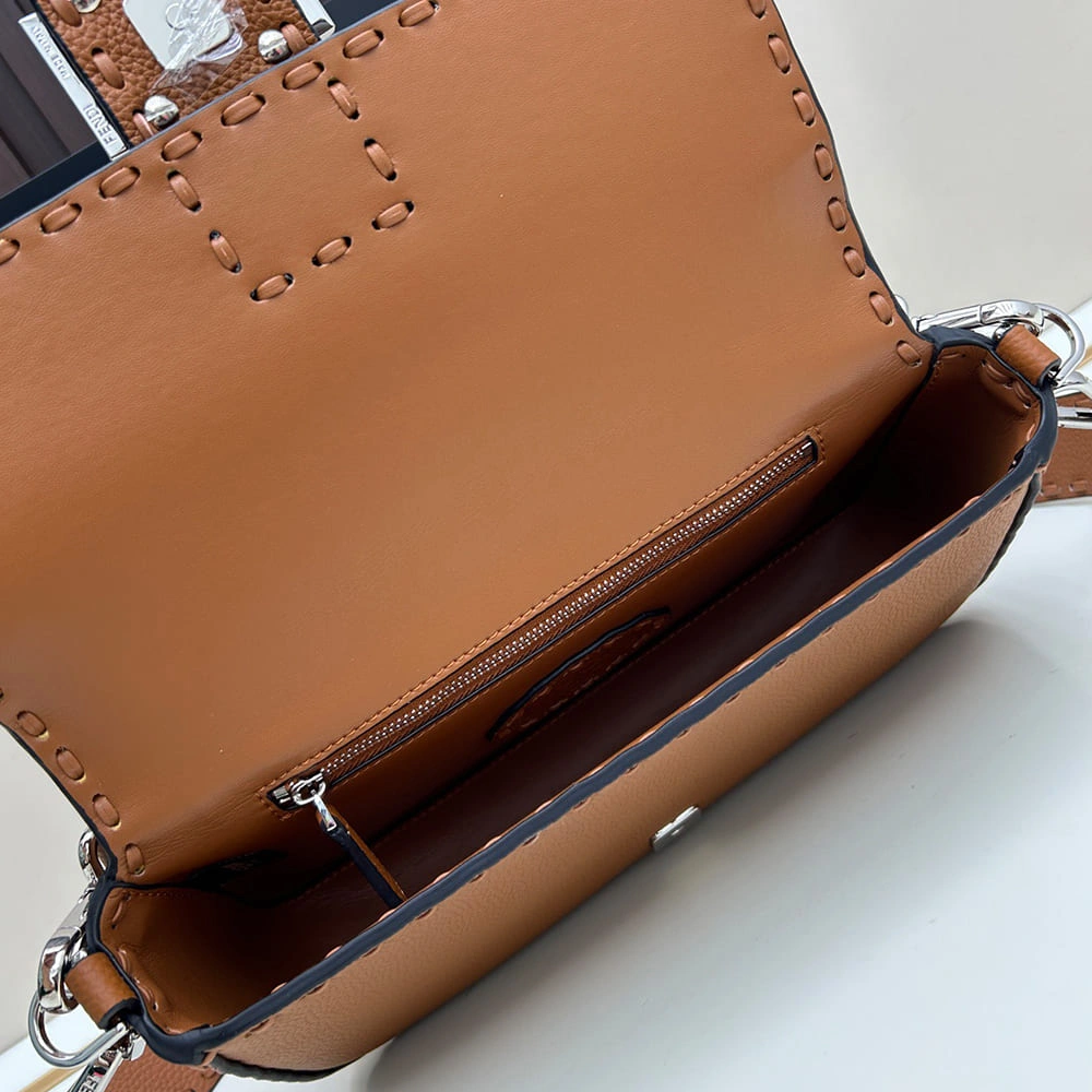 Comfortable Fendi Baguette 3126