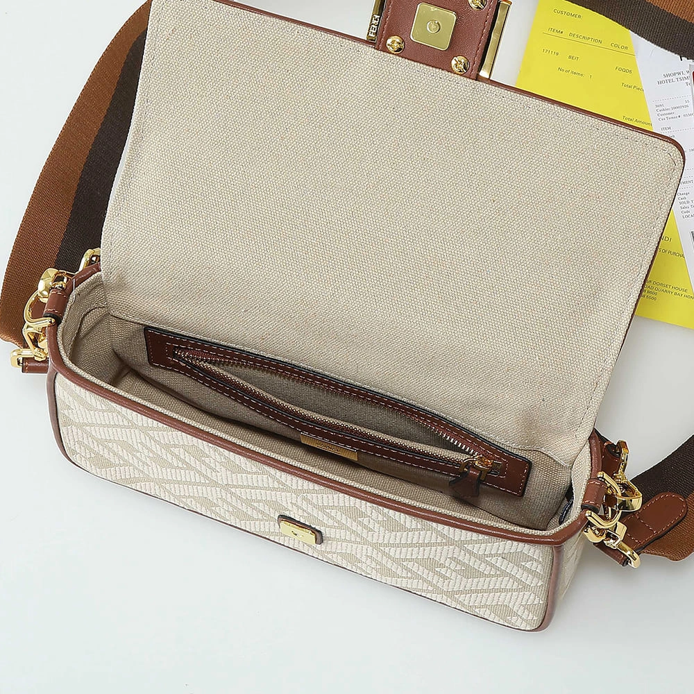 Fendi Baguette Durable 3132