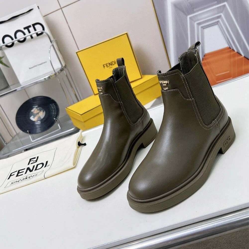 Comfortable Fendi Boots 3417
