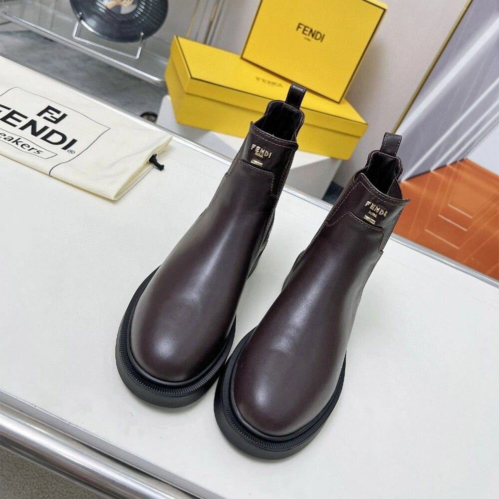 Supportive Fendi Boots 3389