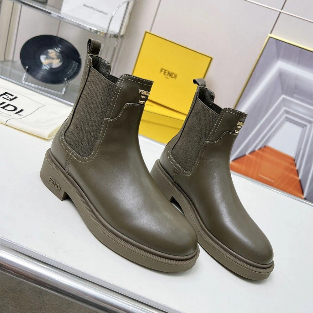 Comfortable Fendi Boots 3417