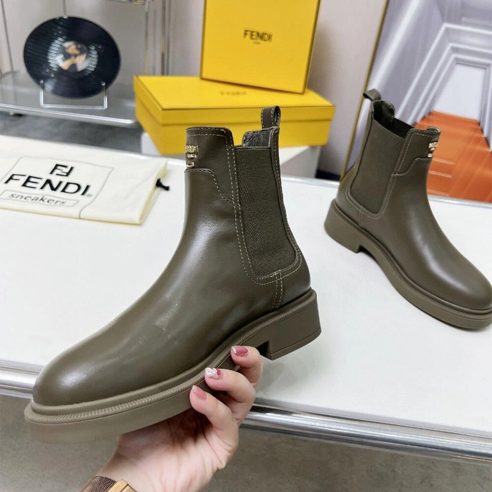 Comfortable Fendi Boots 3417
