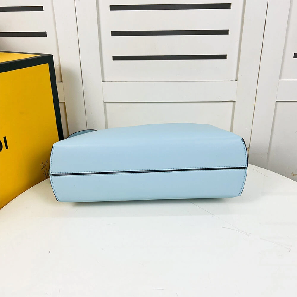 Fendi First Medium Casual 3161