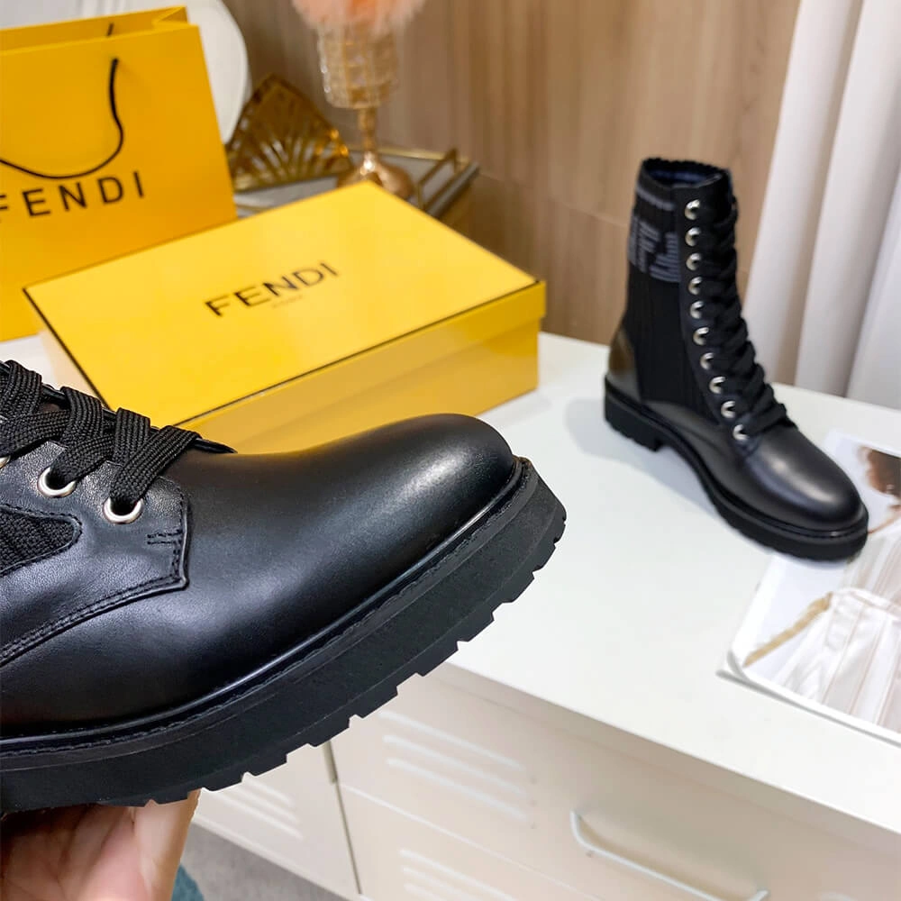 TravelReady Fendi Rockoko 3425