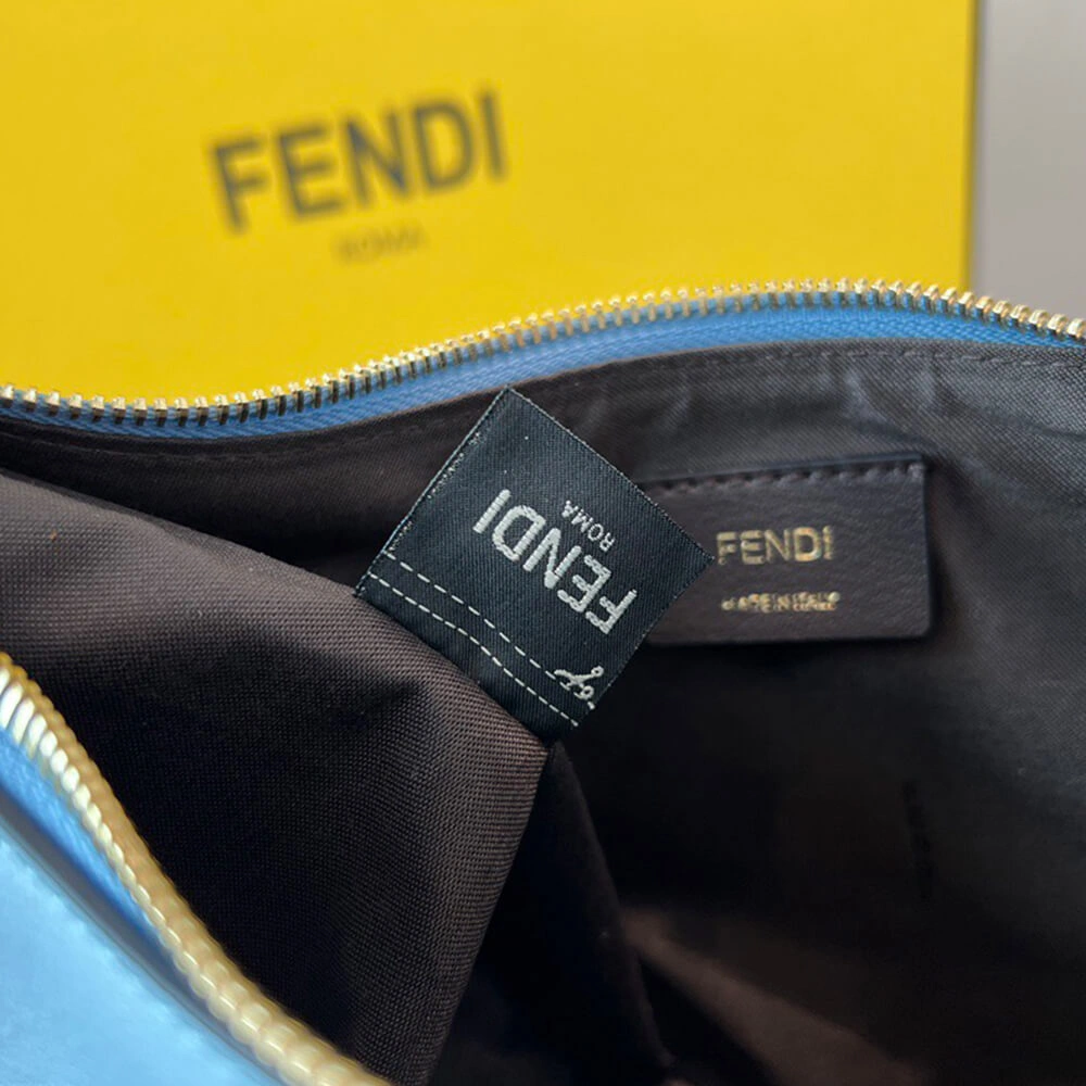 Fendi graphy Small Popular 3117