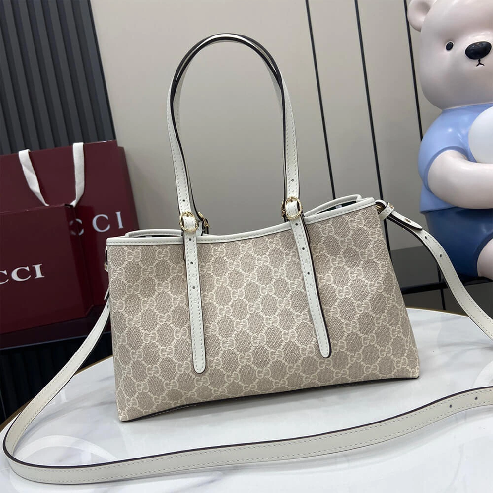 GG Emblem medium tote bag AllSeason 981