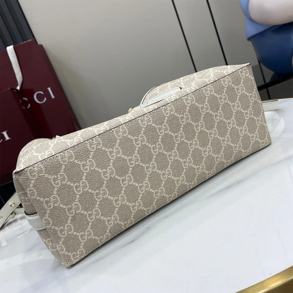 GG Emblem medium tote bag AllSeason 981
