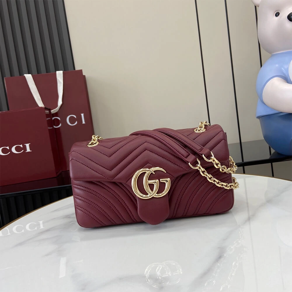 Attractive GG Marmont medium shoulder bag 1037