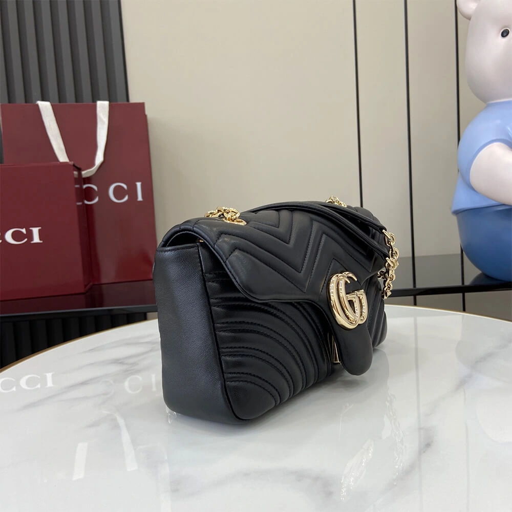 GG Marmont medium shoulder bag Practical 1041