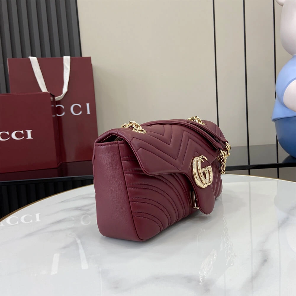 Attractive GG Marmont medium shoulder bag 1037