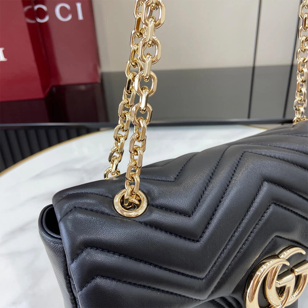 GG Marmont medium shoulder bag Practical 1041