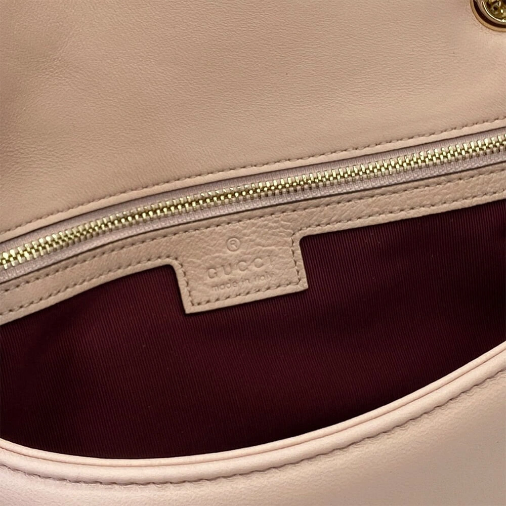 GG Marmont medium shoulder bag Bright 960