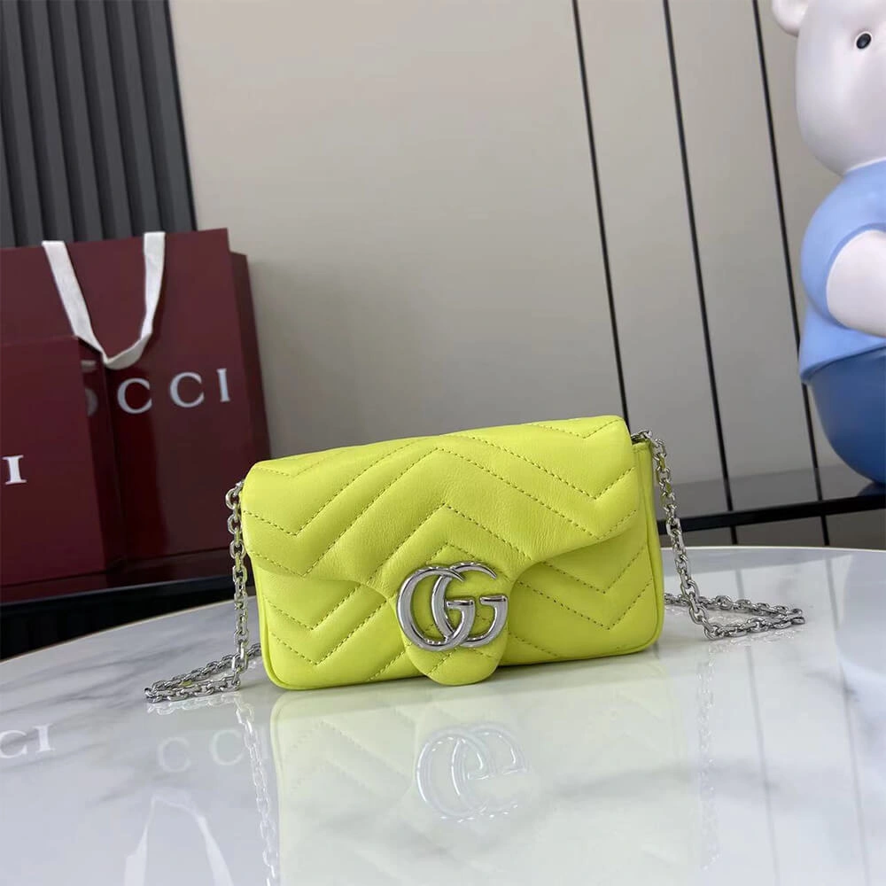 UrbanChic GG Marmont mini shoulder bag 951
