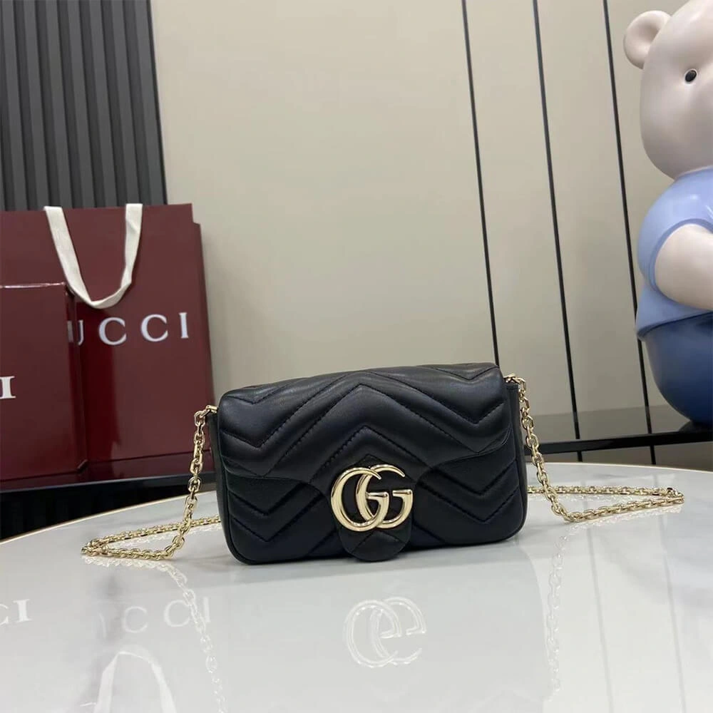 GG Marmont mini shoulder bag Trendy 1054