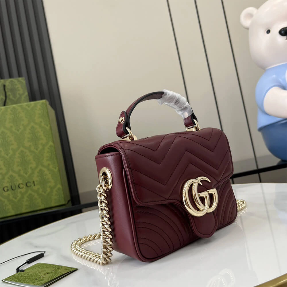 Stylish GG Marmont mini top handle bag 977