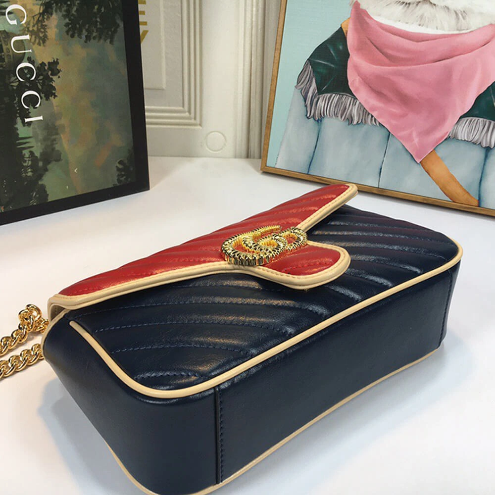 GG Marmont small matelasse shoulder bag Bright 1148