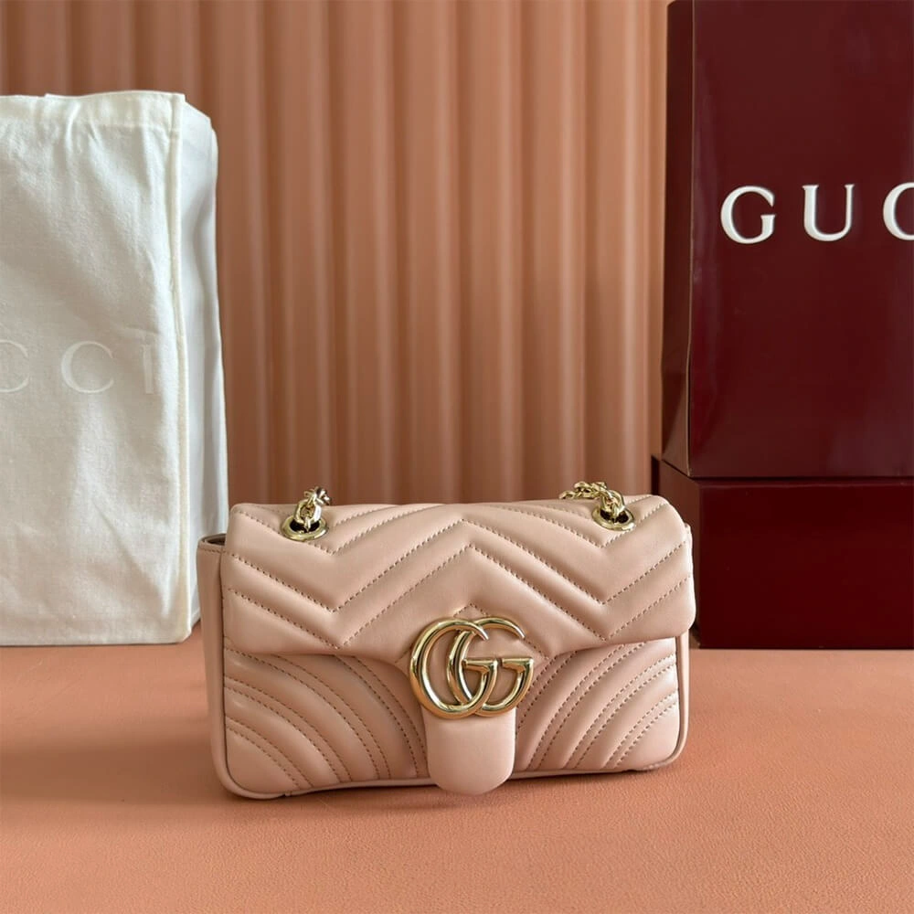 Sporty GG Marmont small shoulder bag 953