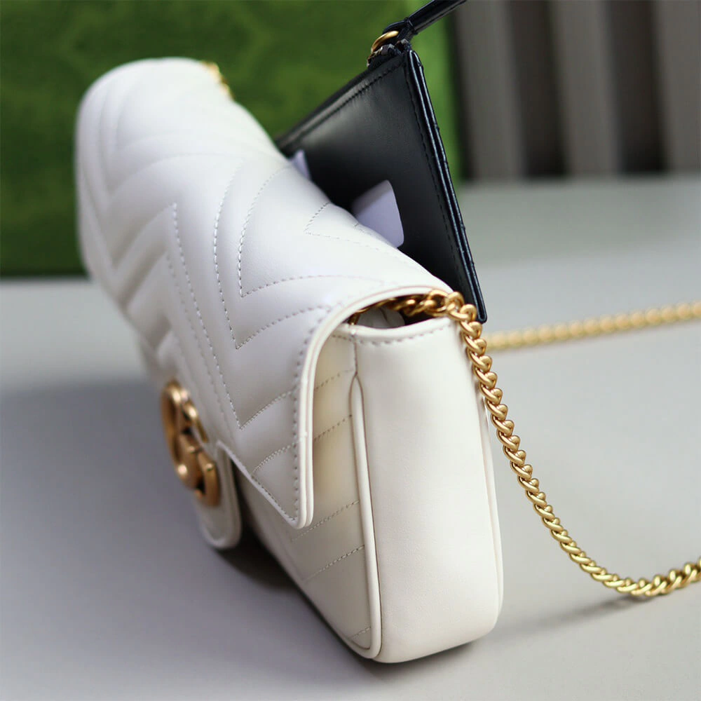 OdorResistant GG Marmont small shoulder bag 993