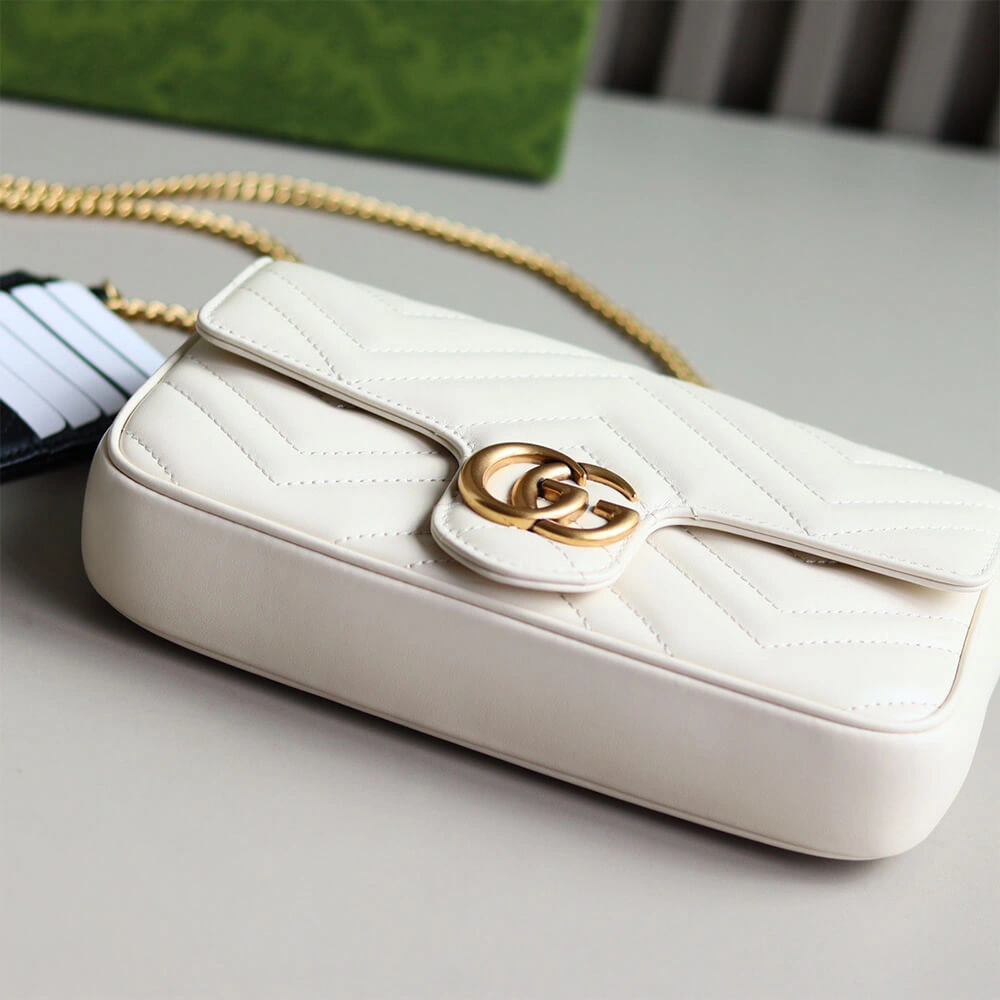 OdorResistant GG Marmont small shoulder bag 993