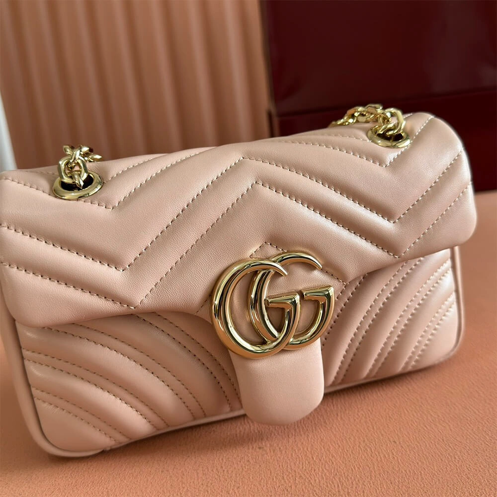 Sporty GG Marmont small shoulder bag 953