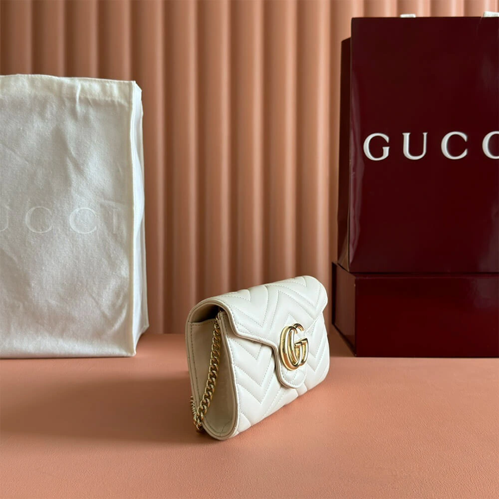DailyWear GG Marmont wallet on chain 1028