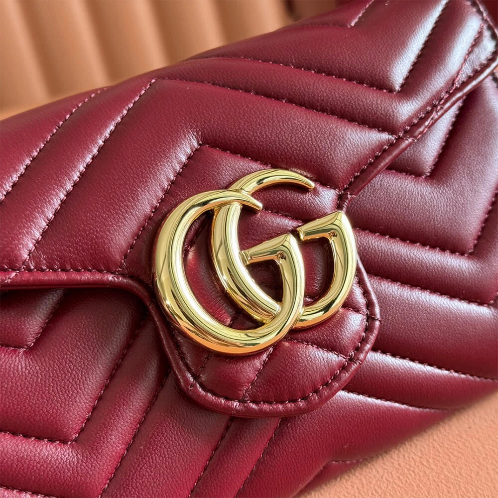 TechFriendly GG Marmont wallet on chain 1050