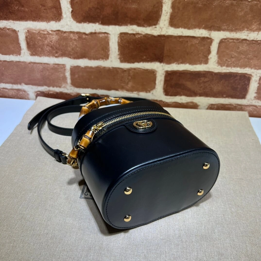 Trendsetting GG Mini bamboo shoulder bag 1074