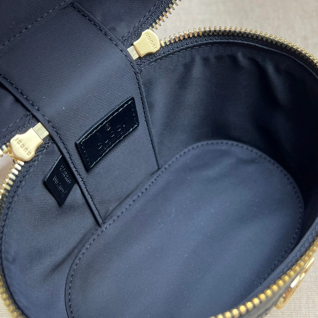 Trendsetting GG Mini bamboo shoulder bag 1074