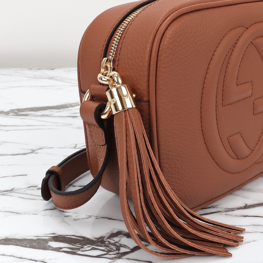ComfortFit GG Pebbled Calfskin Small Soho Disco Bag 1044