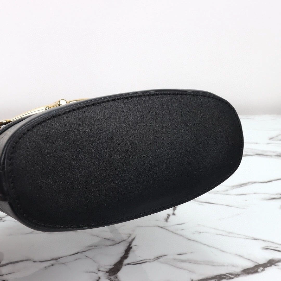 Gucci 73 mini bucket bag Minimalist 1157