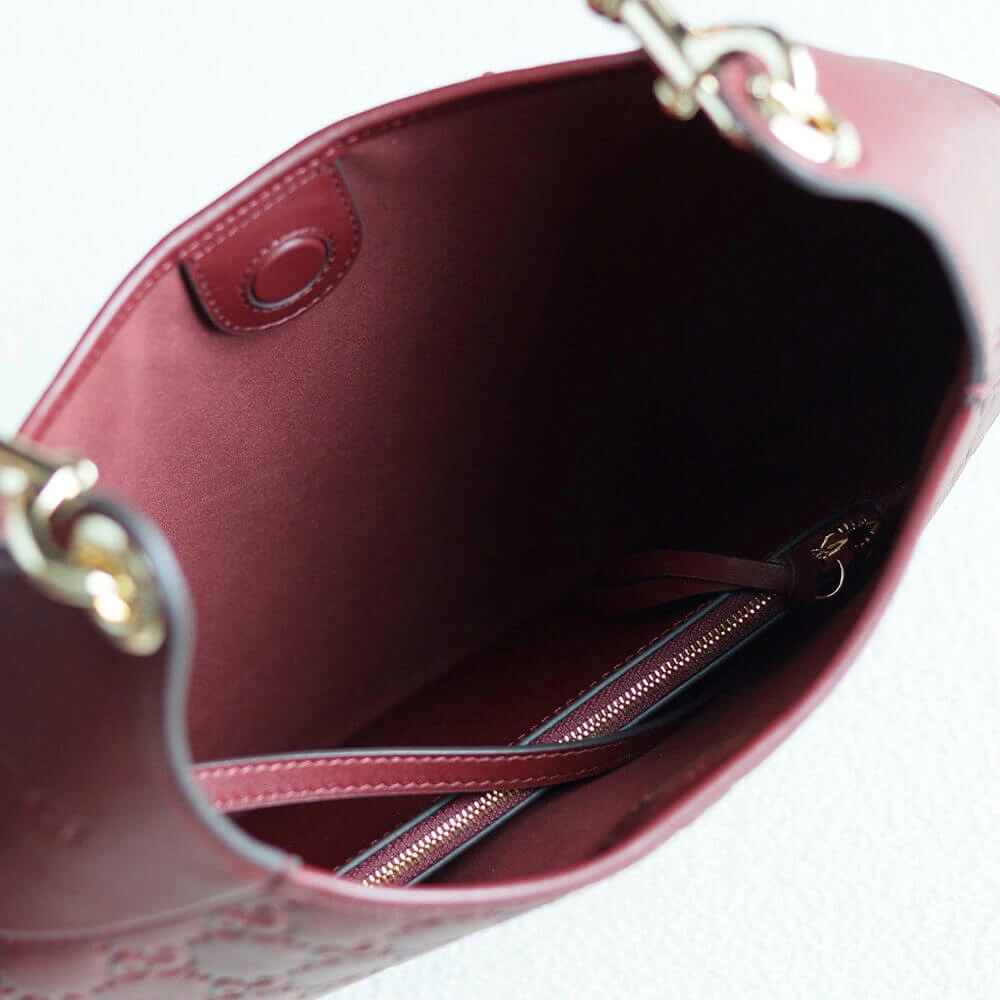 Trendy Gucci B medium shoulder bag(HIGH-END GRADE) 1026