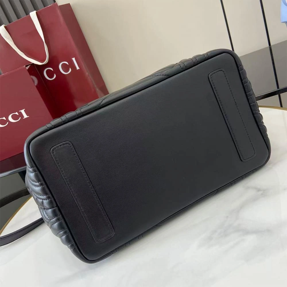 Elegant Gucci Betty medium tote bag 992