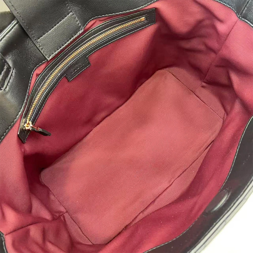 Elegant Gucci Betty medium tote bag 992
