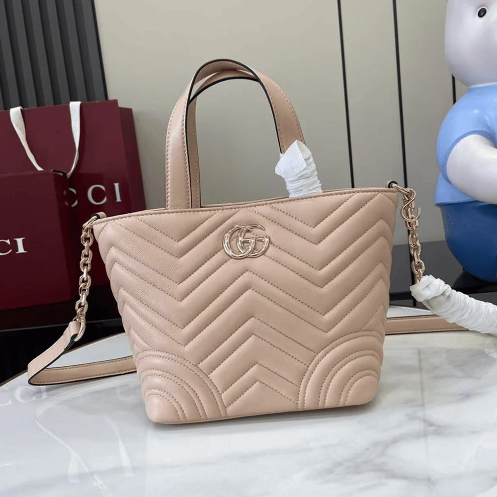 MoistureWicking Gucci Betty small tote bag 958