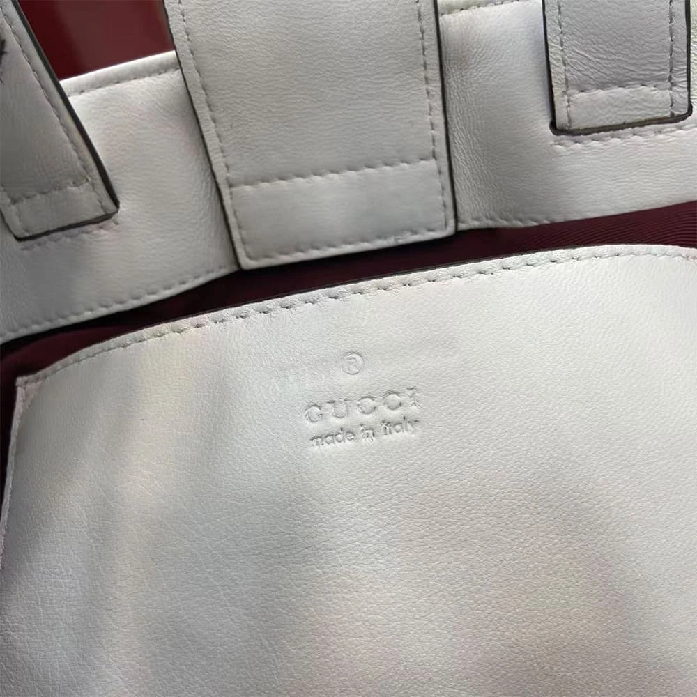 Vibrant Gucci Betty small tote bag 952