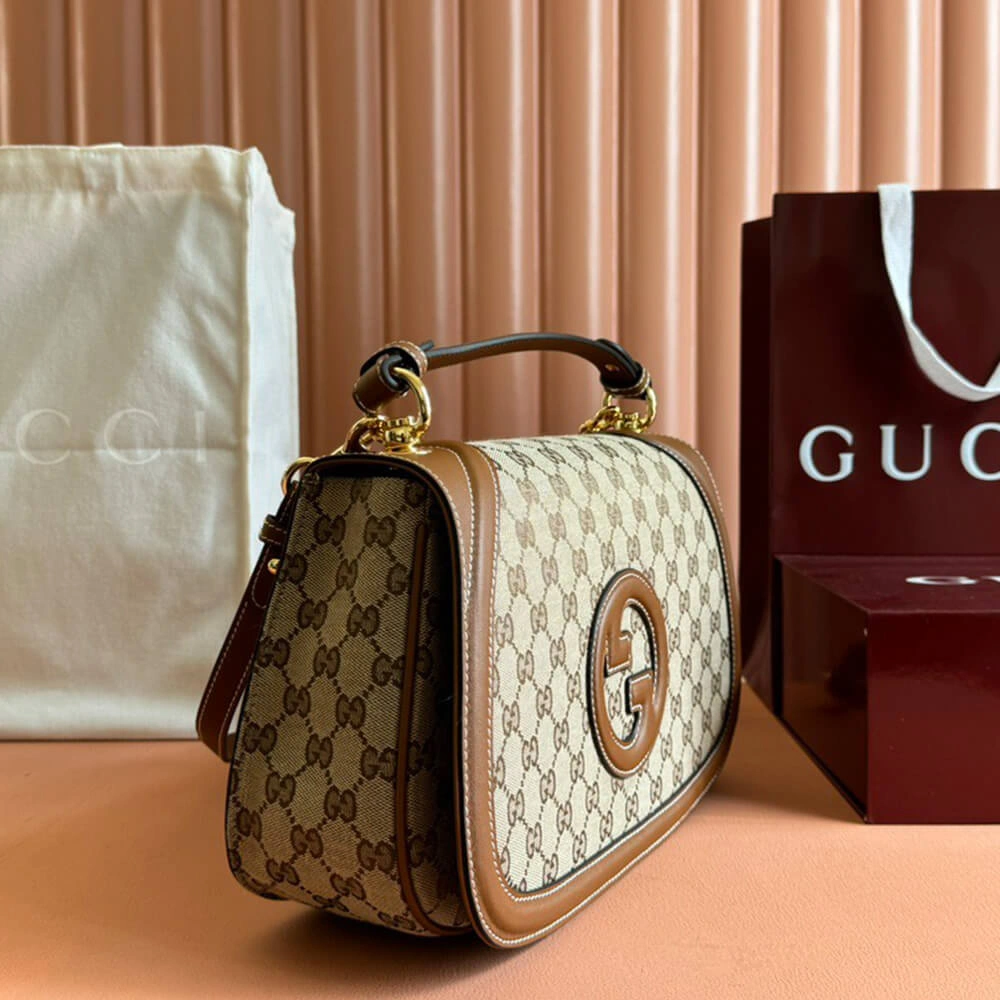 Gucci Blondie medium top handle bag Compact 1049